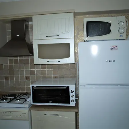 شقة Newly Refurbished 3 Bedroom Top Floor Duplex